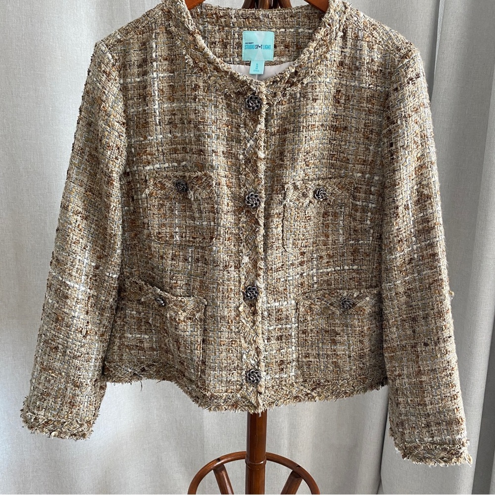 Tweed Chic Wool Jacket - Picture 3 of 9